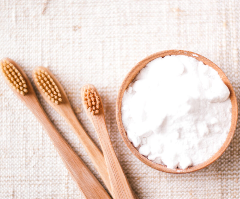 periodontist baking soda useage